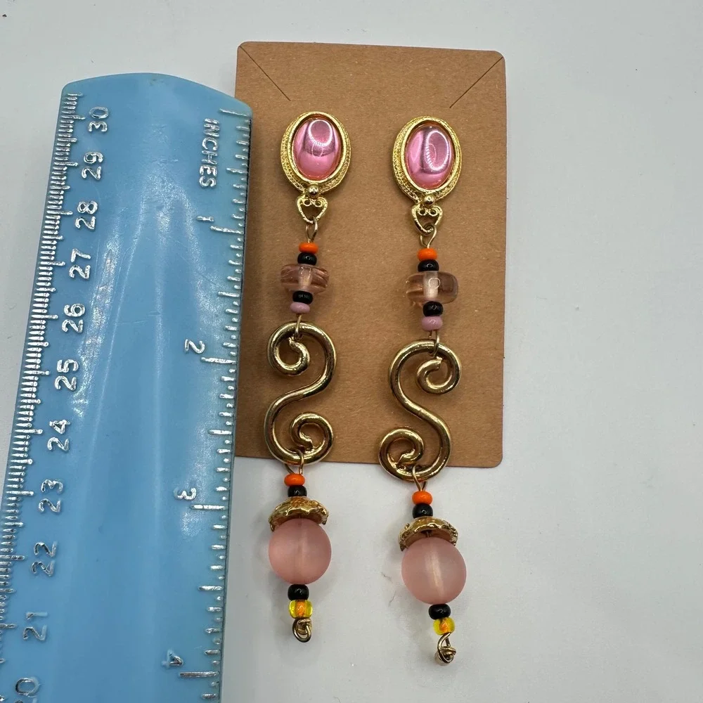 Vtg Pink Gold Tone Scroll Bead Long Drop Dangle Earrings Fairy Coquette Pink
